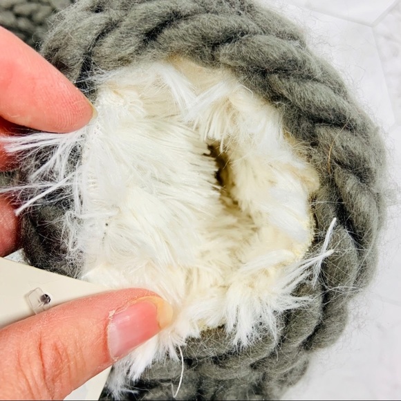 NWT BUNDLE LEMON Gray Socks/Slippers (3 pairs) - Picture 6 of 8